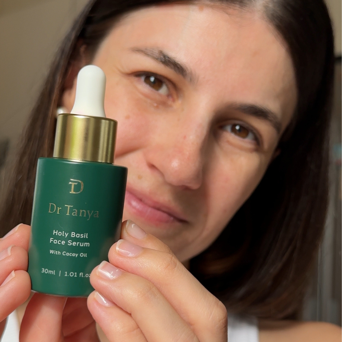 Holy Basil Brightening Face Serum — Acne, Pigmentation & Glow